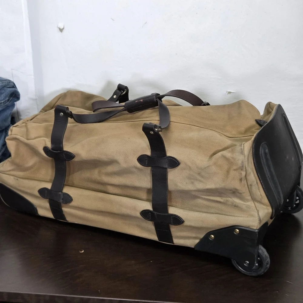 Filson Bag Brown Rugged Twill Rolling Duffle Canvas Luggage Stains